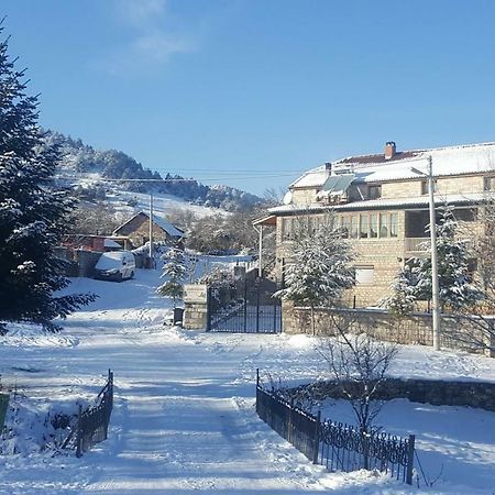 Hotel Pashuta Voskopojë Zewnętrze zdjęcie
